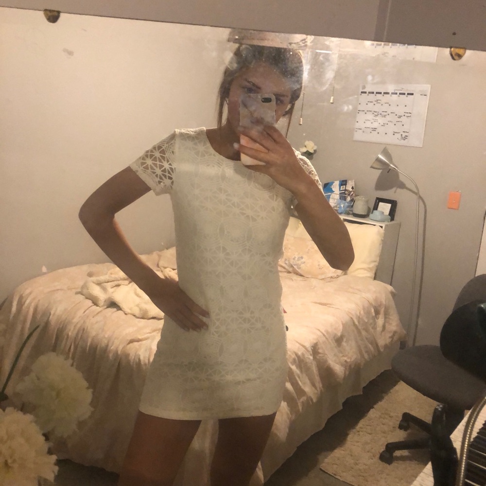 Chic white dress